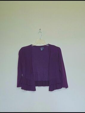 Sara L Vintage Purple Ruffled Open Front Bolero Sweater